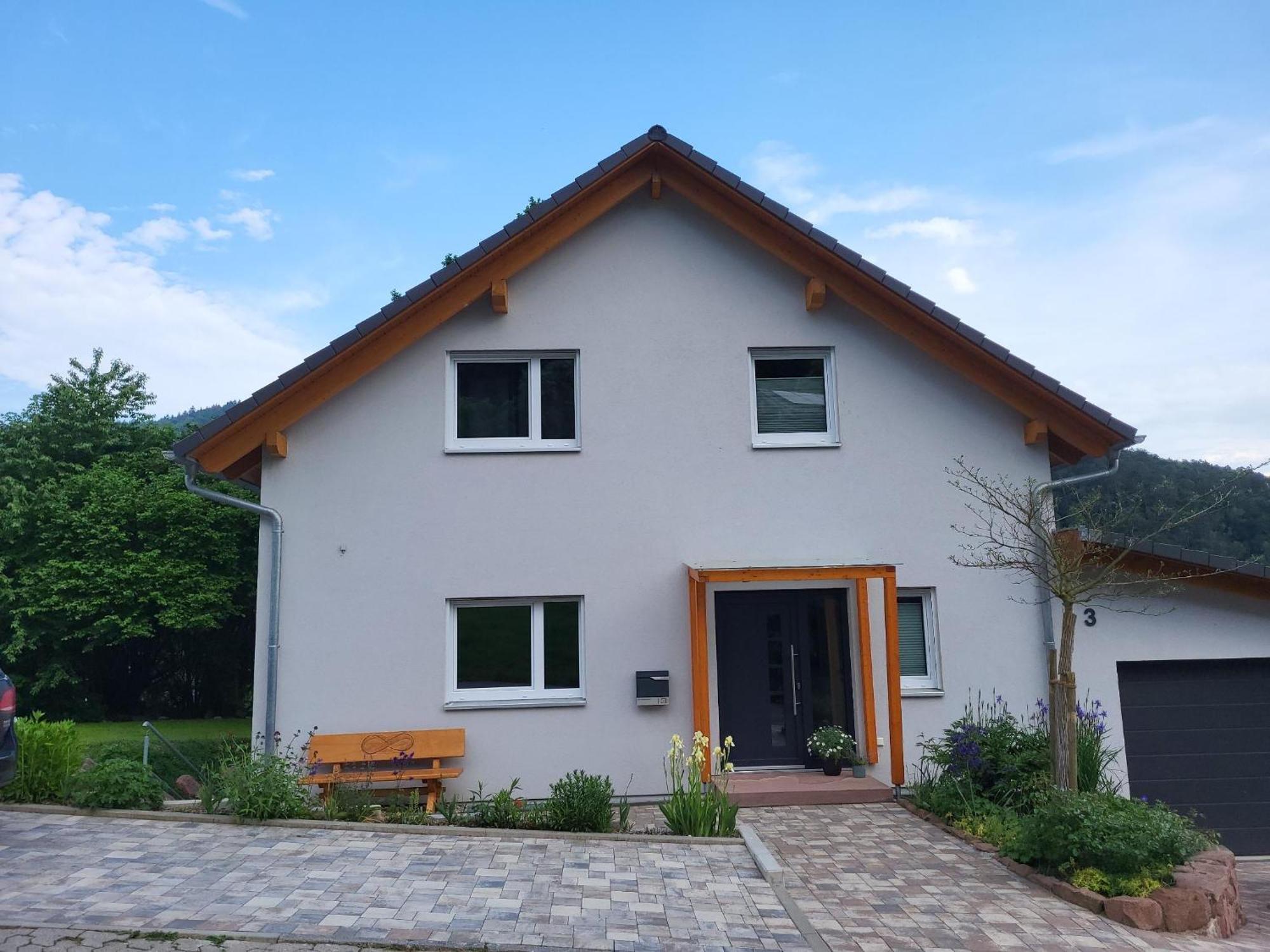 Fewo Am Neckarsteig Mit Anbindung An Heidelberg Neckarsteinach Exterior photo
